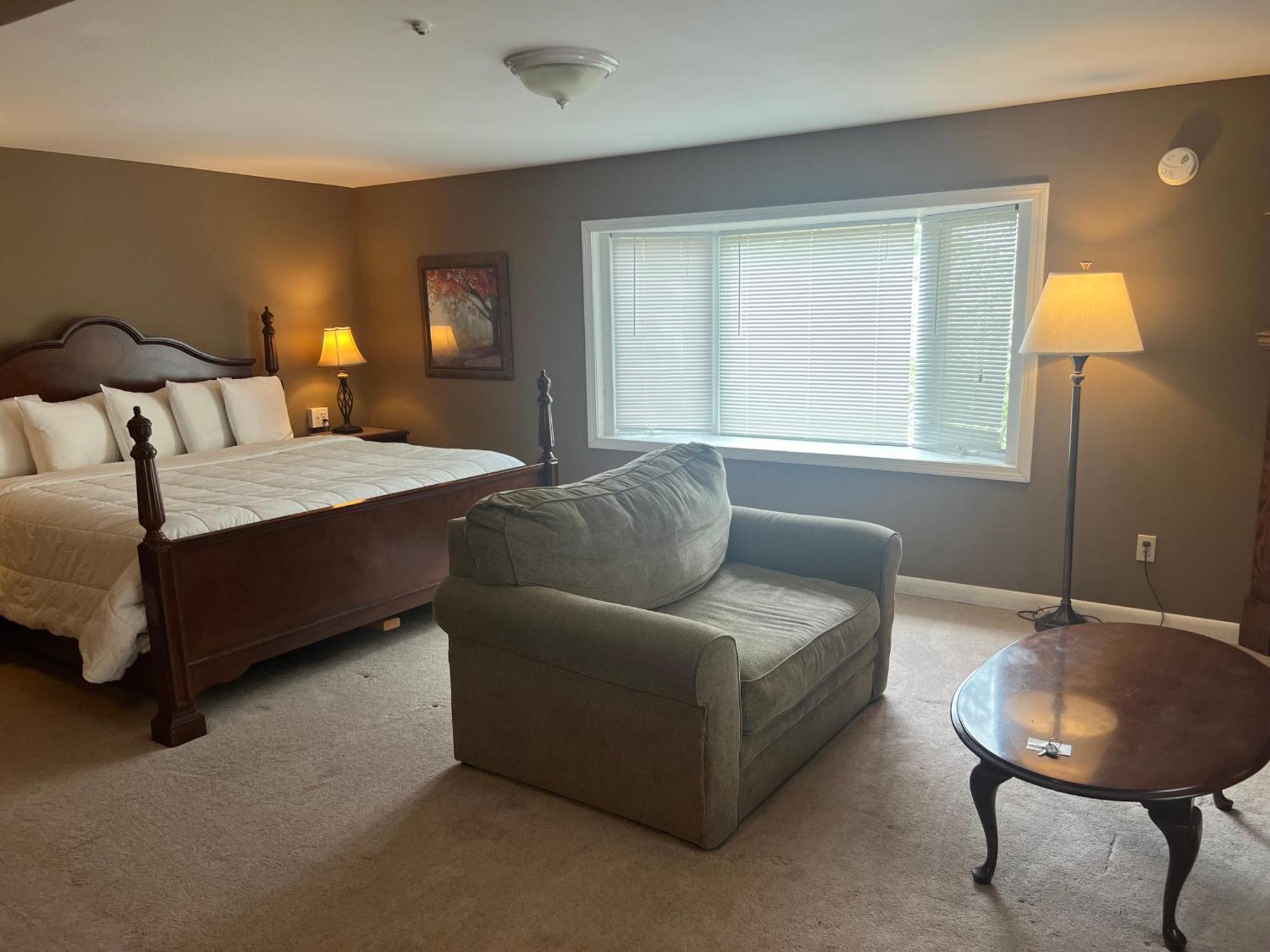 The Vermont Inn Mendon Екстериор снимка