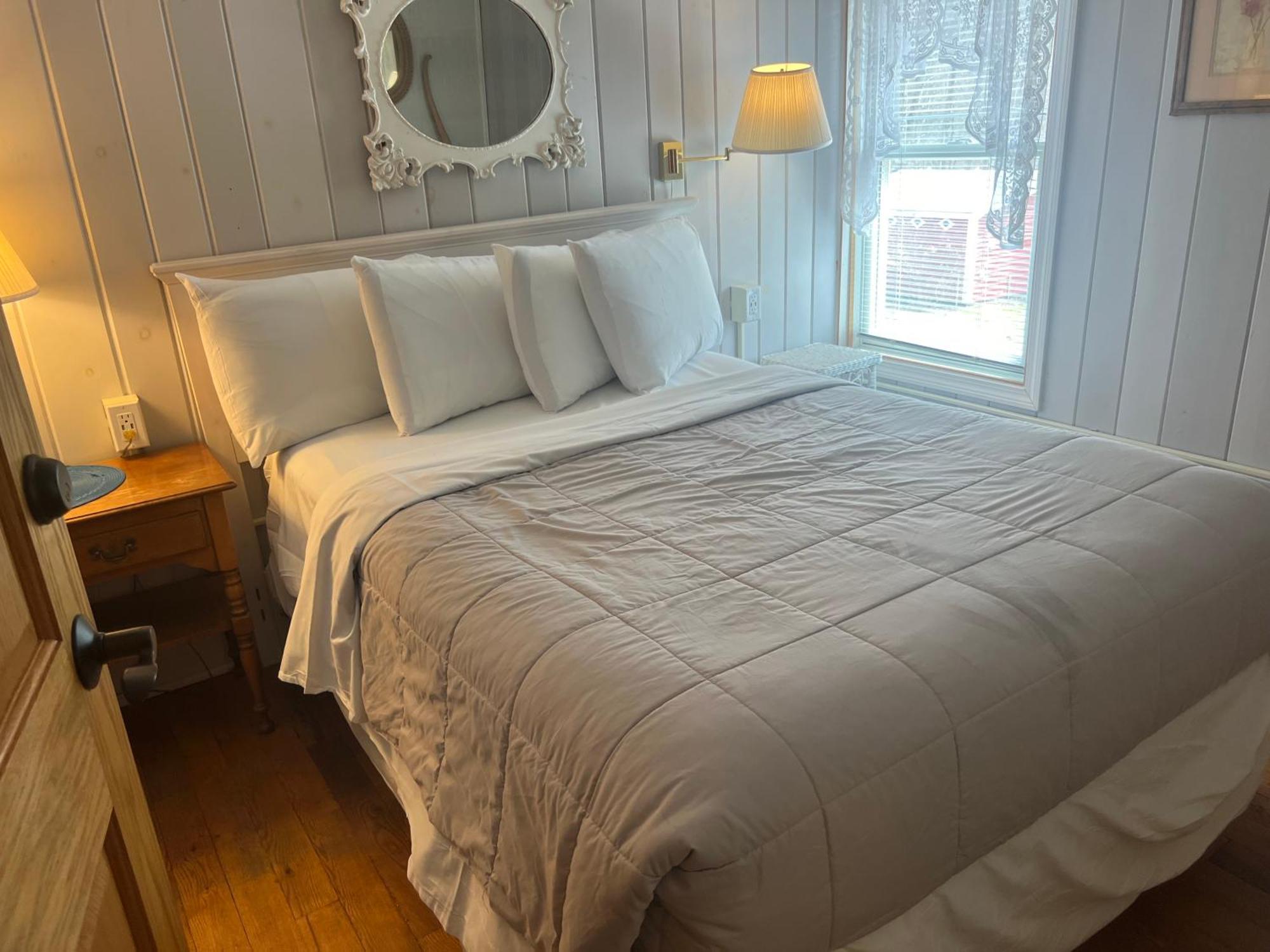 The Vermont Inn Mendon Екстериор снимка
