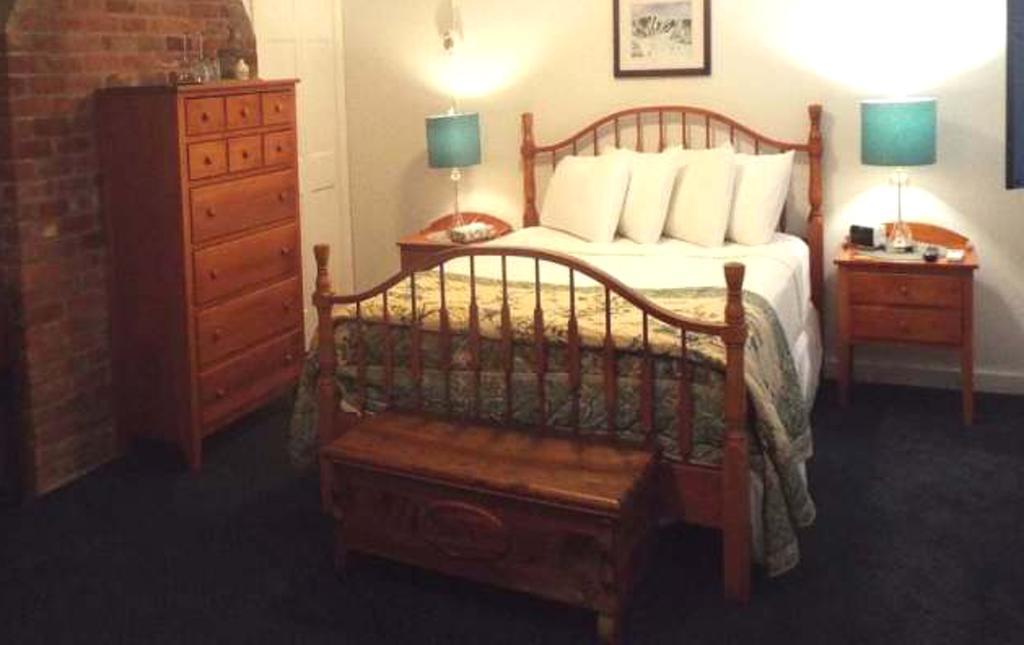 The Vermont Inn Mendon Екстериор снимка
